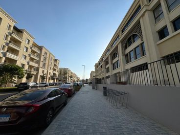listing-image