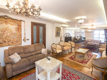 listing-image