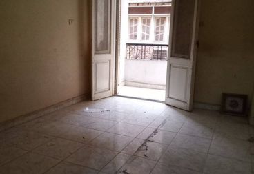 listing-image