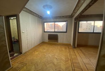 listing-image