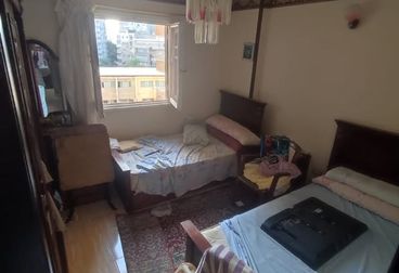 listing-image