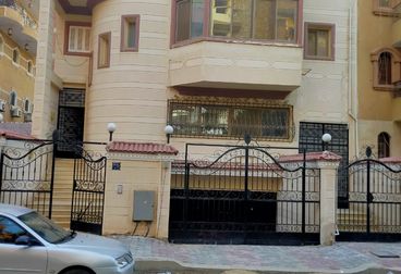 listing-image