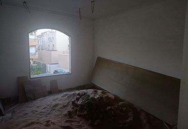 listing-image