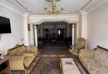 listing-image