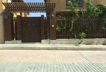 listing-image