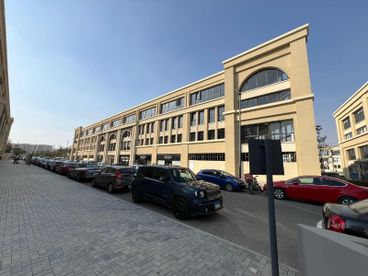 listing-image