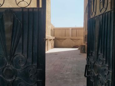 listing-image