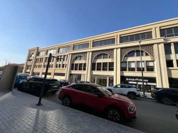 listing-image