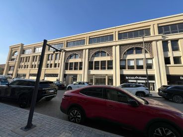 listing-image