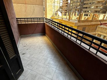 listing-image