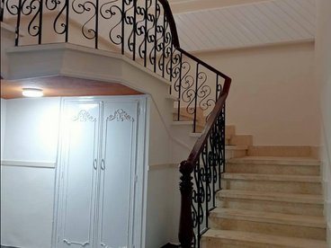 listing-image