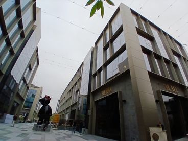 listing-image
