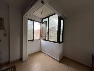 listing-image