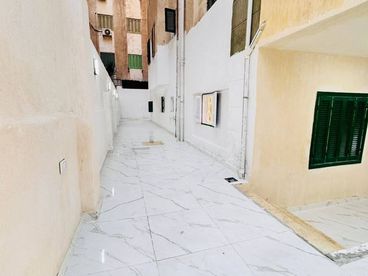 listing-image