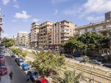 listing-image