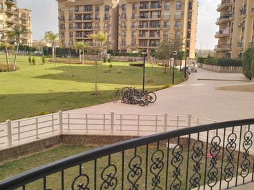 listing-image