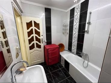 listing-image