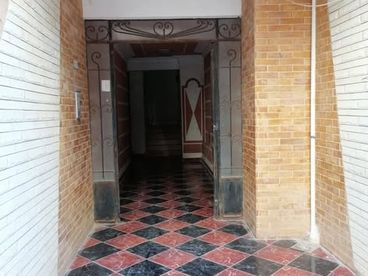 listing-image
