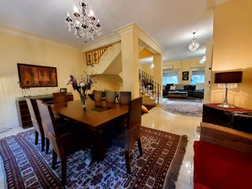 listing-image