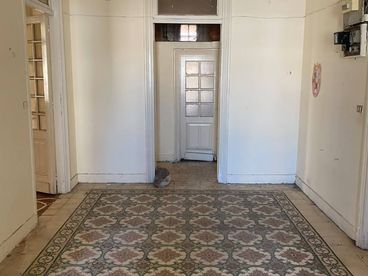 listing-image