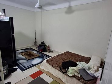 listing-image
