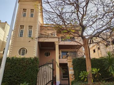 listing-image