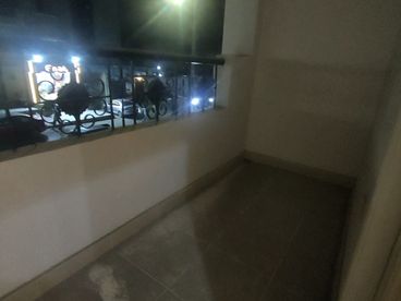 listing-image