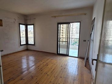 listing-image