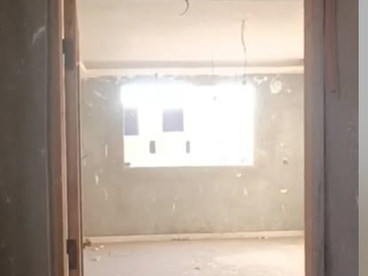 بفيصل شقة للبيع لقطه 125م  تشطيب كامل فاضل وش نقاشه فقط 3 غرف وحمام ومطبخ وصاله  الدور العاشر