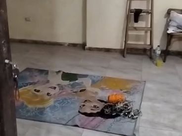 شقه  للبيع في الطوابق عند مطعم الامين  الطابق الثاني 135 م