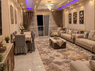 شقه للبيع 160 متر