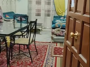 للبيع شقه ع شارع التلاتيني الرئيسي