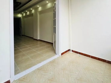 شقه في الإسكندرية العجمي شاطي النخيل تالت شارع من البحر موقع مميز جدا يصلح الاستثمار والسكن