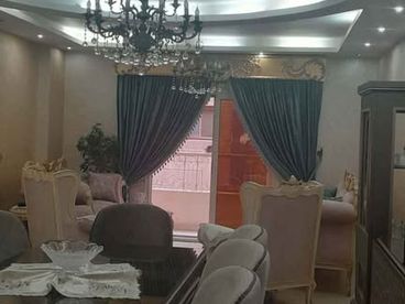 شقة للبيع بالهرم – أبراج الصفوة   خلف فندق حور محب – بجوار مدرسة الليسيه   المساحة: 180 متر