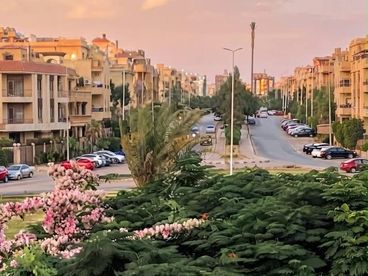 سكني 200 M² For sale in Abbas Mahmoud El Akad St.