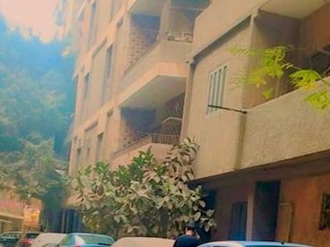 شقه للبيع الدور الرابع بين فيصل والهرم فى محطه التعاون