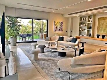 شقة بحديقة 205 M² Extra super lux in Elan - Sarai Compound