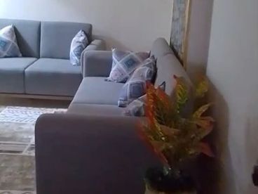 ستوديو للبيع بالعفش  والاجهزة الطوابق