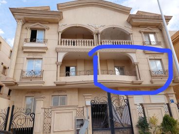 سكني 215 M² For sale in El Koronfil Villas