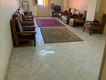 شقه للبيع ش محمود عارف