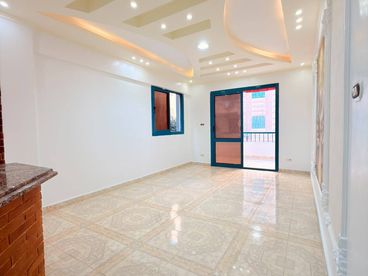 شقه للبيع في شاطئ النخيل العجمي الكيلو 21 اسكندريه  الدور الاول