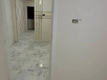 شقه للبيع 70 متر
