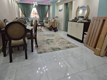 شقه للبيع في ف حدائق حلوان شارع العشرين القبلي