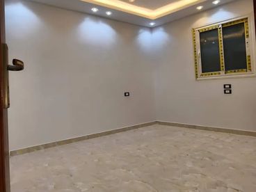 شقه للبيع جانبيم
