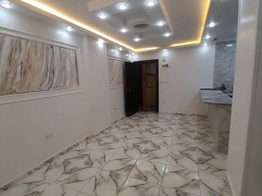 شقه للبيع ٩٠م