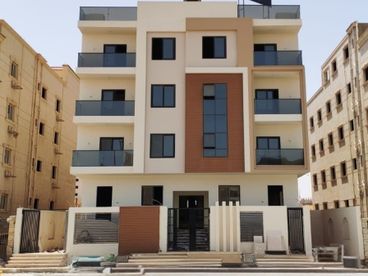 روف بمقدم 1.1M  نص تشطيب في الحي السادس بيت الوطن