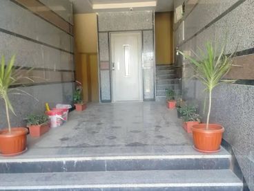 For sale - Apartment 220 M² Semi Finished in Small Investor