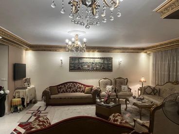For sale - Apartment 200 M² Super lux in Mostafa El Nahaas St.