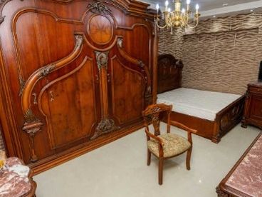 listing-image