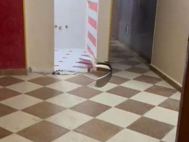 شقة للبيع شارع مكة من مصطفى حافظ خطوات لجسر السويس ومترو نادى الشمس